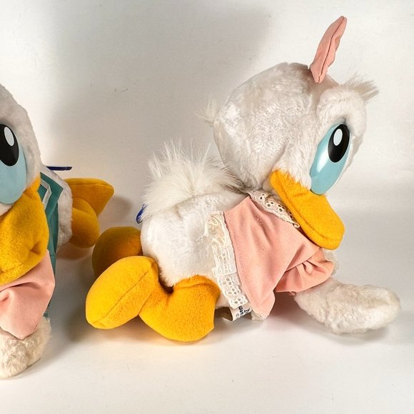Vintage Disney Baby Donald Daisy Duck Plush Stuffed Crawling Disneyland Lot of 2 - Picture 5 of 16